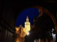 Visita Guiada Nocturna al Barrio de Santa Cruz en Sevilla logo